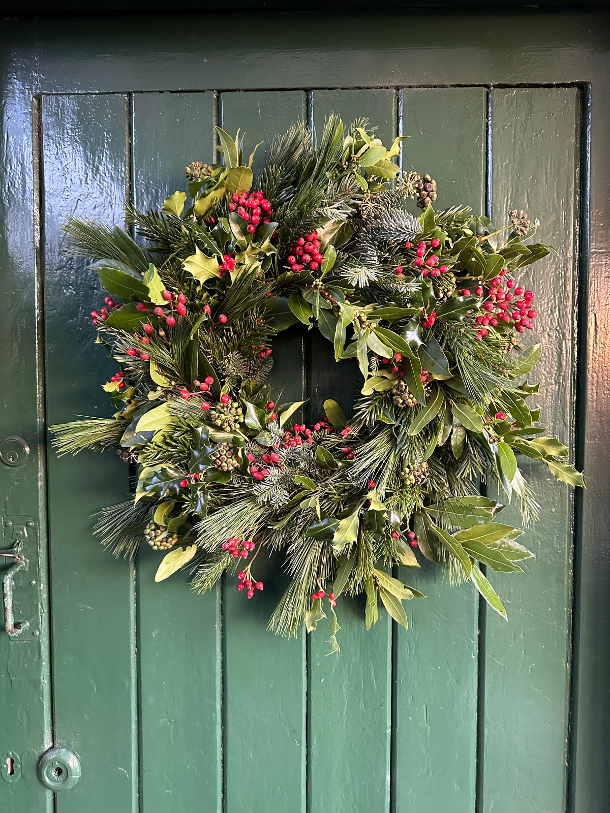 Handmade Fresh Christmas Wreath - Florists Choice Traditional